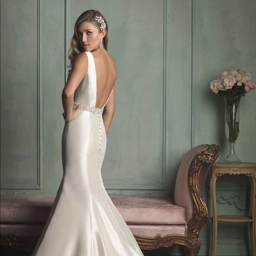 LOW BACK Wedding Dress!